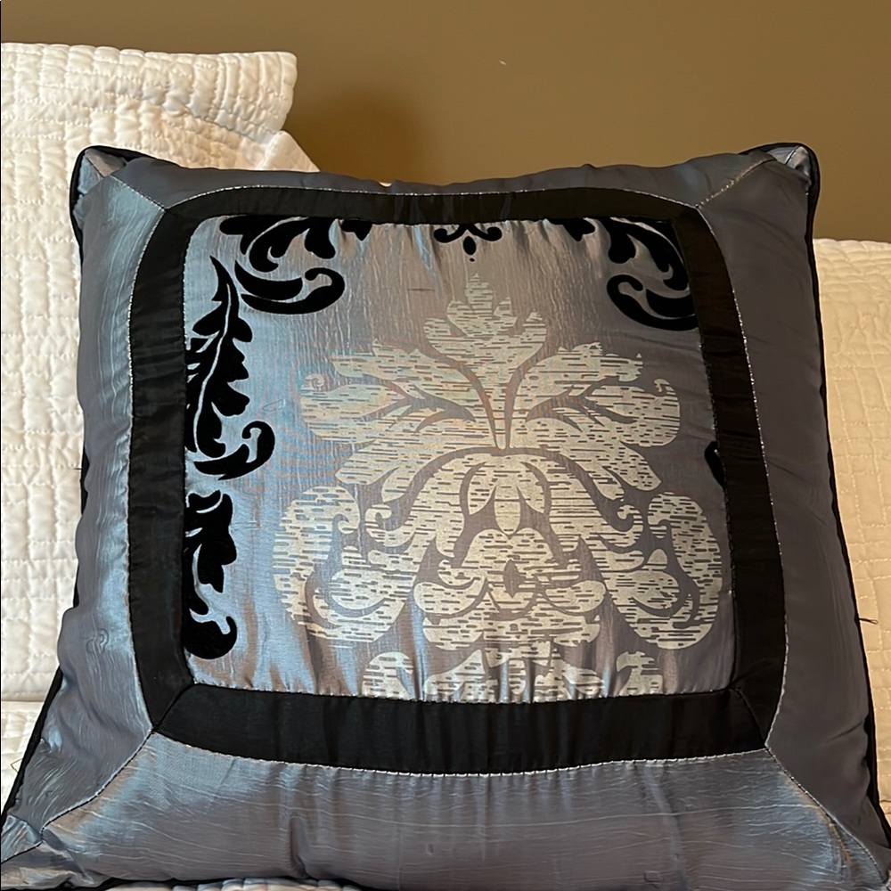 Luxurious Gray and Black Accent Pillow with Damask Design